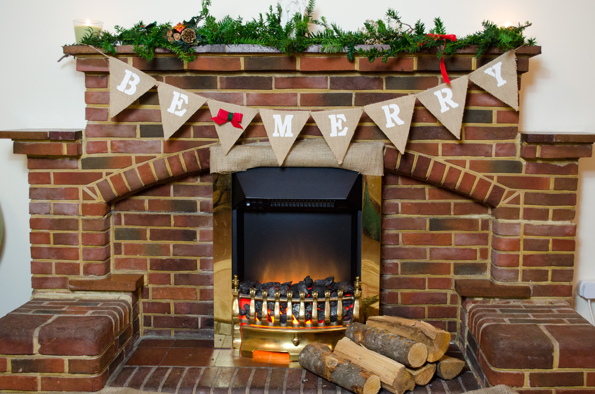 Be Merry Christmas Banner