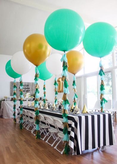 Picture of Giant silver gold quality balloons 36"