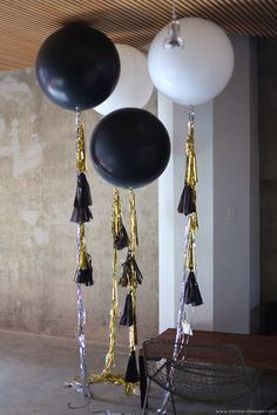 Picture of Wedding Huge Giant Black Balloons up to 36" Party