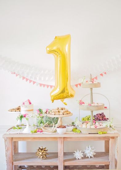 Picture of First Birthday Gold Foil Balloon Giant Numbers 40"