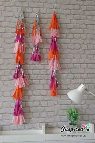 Picture of 3 Tail Balloon Tassels Tissue Paper