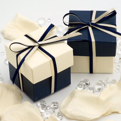 Picture of Two Tone Favor boxes Navy and Ivory