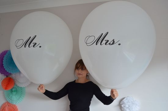Picture of Mr Mrs Balloons Giant 36 inch 3 feet Round Oval