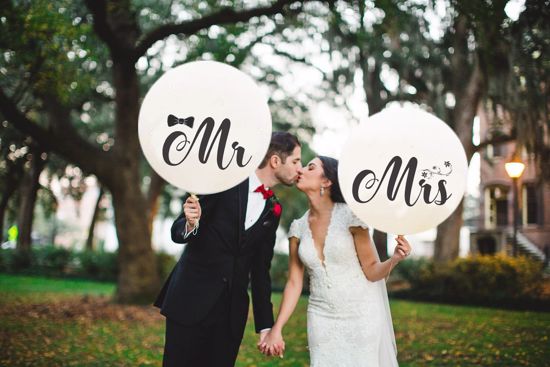 Picture of Mr Mrs White  Balloons Wedding Venue Decor