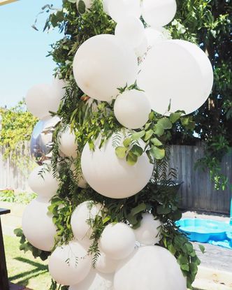 Picture of White Balloons Wedding Bridal Pack of 6