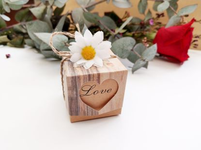 Picture of Rustic Wedding Favor Boxes Love Heart Flower