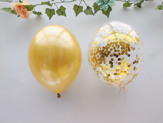 Picture of Gold Balloons Confetti Ceiling Bouquet