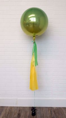 Picture of 16" Ombre Green Yellow Balloon with tassels