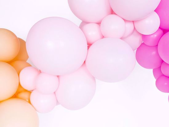 Picture of VERY PASTEL BALLOON ARCH GARLAND