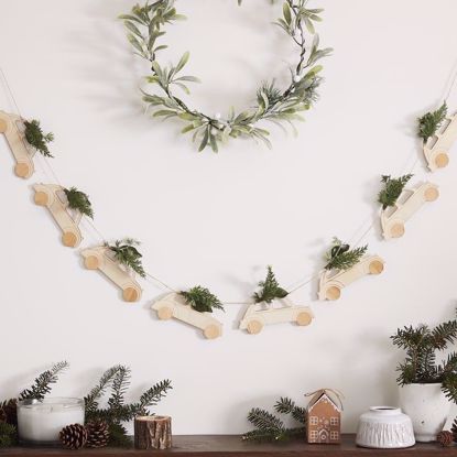Picture of WOODEN CAR BUNTING & FOLIAGE DECORATION - LET IT SNOW