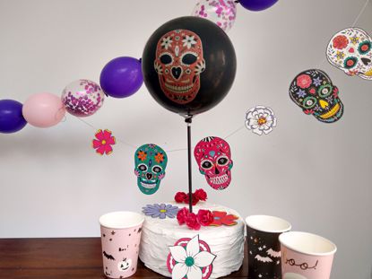 Picture of Balloon Cake Topper Halloween Skeleton