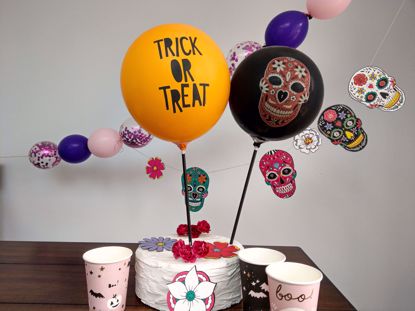 Picture of Balloon Cake Topper Halloween Skeleton Trick Or Treat