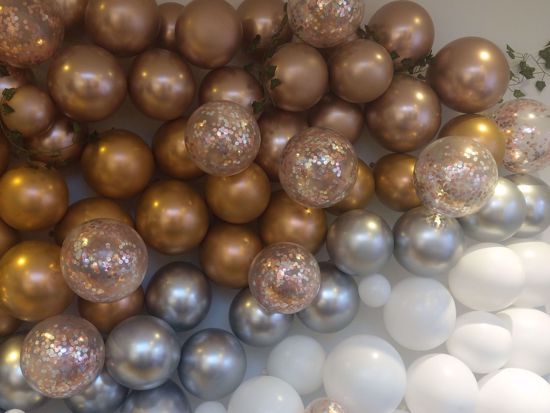 Picture of ROSE GOLD BALLOON WALL DECORATION  CHROME