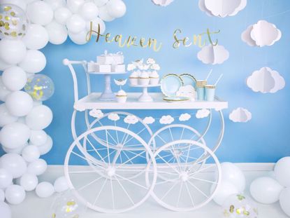 Picture of White Gold Balloon Garland Arch - 90 Balloons