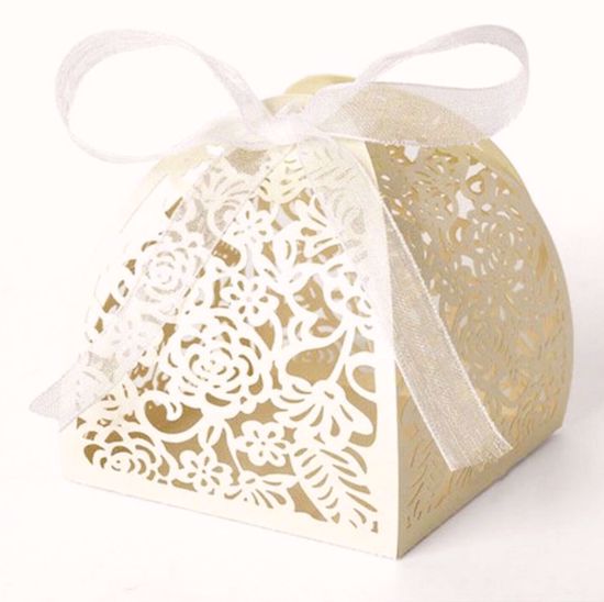 Picture of 50 Ivory Laser Cut Favor Box