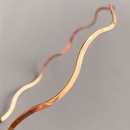 Picture of Gold Wavy Headband Accessorize